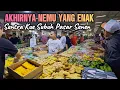 Download Lagu HUNTING KUE-KUE ENAK DI SENTRA KUE SUBUH PASAR SENEN JAKARTA