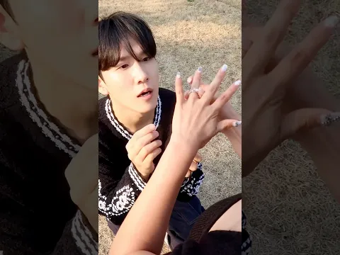 여러분 저 드디어 프로포즈 받았어요 . . ! !💍🩵🥹