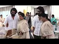 Download Lagu Ram Charan Mother Gets Emotional | Producer Allu Aravind Mother Passed Away | Chiranjeevi
