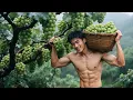 Download Lagu LI ZI QI harvests fruit to make cakes, cooks a happy dinner on the mountain top.