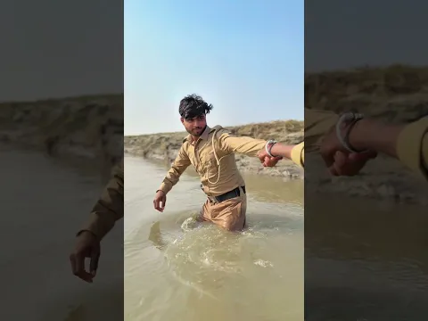 नदी का राक्षस: कोई नहीं बचेगा 😱 #viralvideo #youtubeshorts #omveerrajput