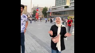 يارا تغني اغنية تركية بانا بانا صوتها شلل 