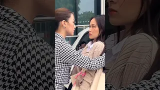 سلسلة الملكة الخطيرة سلسلة Gl القلعة الرمادية 