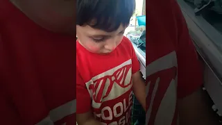 عسوسي رسمولو عوجهو بالمدرسة اكسبلور 