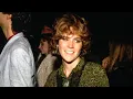 What Does 80s Actor Ally Sheedy Look Like These Days