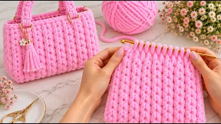 So Soft & Fluffy! Easy Crochet Stitch with Velvet Yarn 🩷 #crochet #crochetstitch #velvetyarn
