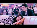 Download Lagu Gadis miskin tidur di pojok karaoke, tak disangka CEO jatuh cinta padanya saat masuk!