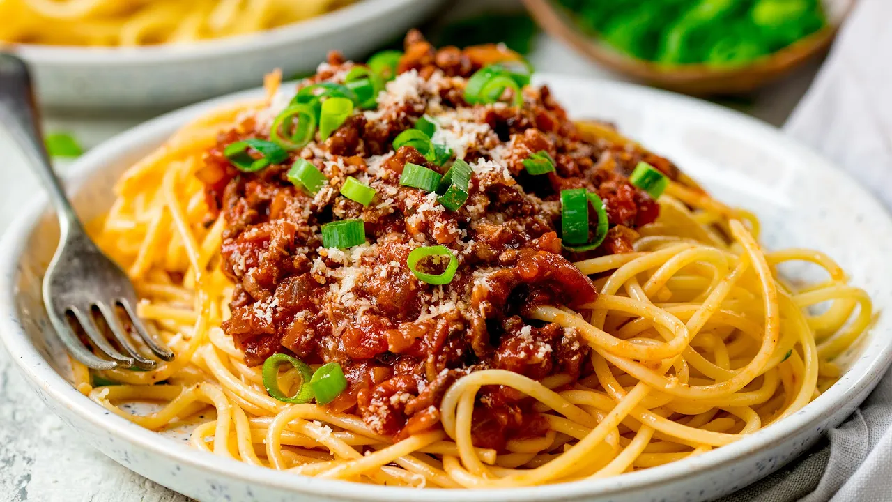 
          
          
          
            
            Quick and Easy Spaghetti Bolognese - Family Favourite!
          
        . 