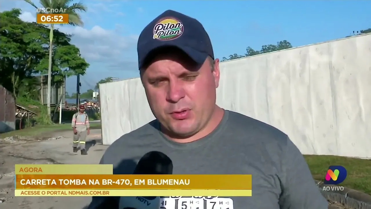 Acidente na BR-470, em Blumenau, complica o trânsito na região na manhã desta sexta-feira