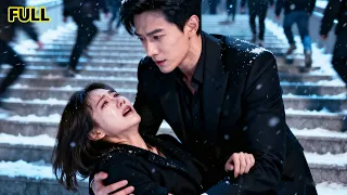 فتاة مسكينة تغمى عليها لكن رجل غريب ينقذها يتبين انه الرئيس التنفيذي المعجب بها منذ 10 سنوات 