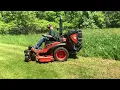 Kubota ZD1211 with clamshell bagger