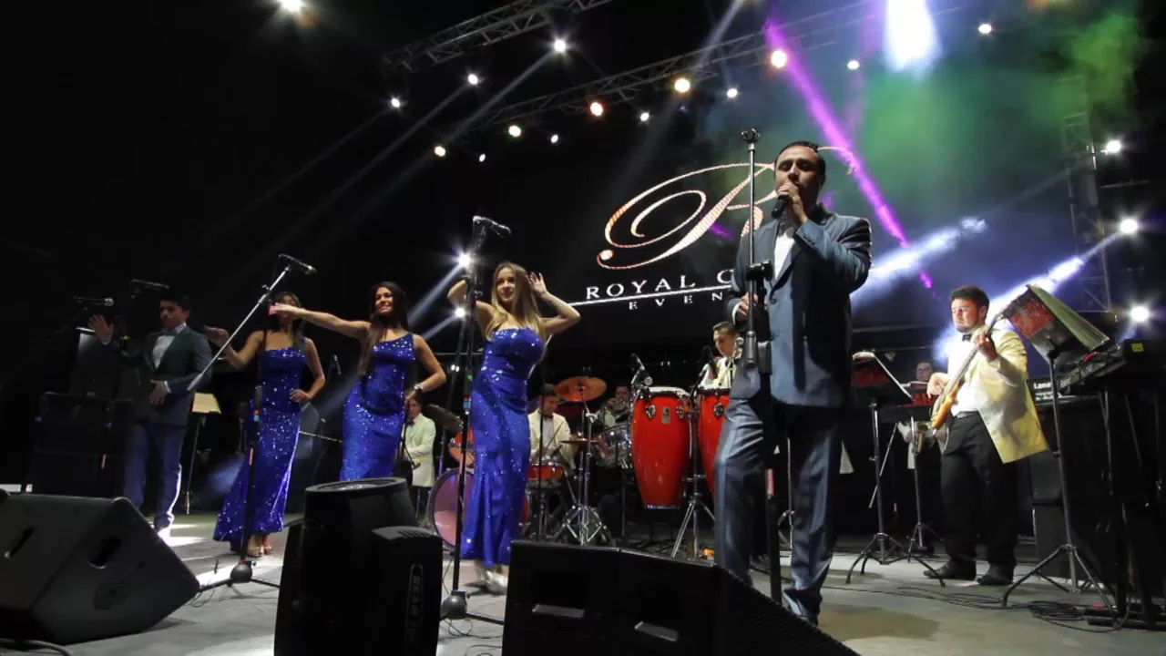 Guayaba Orquesta - ROYAL CENTER (presentación en VIVO)