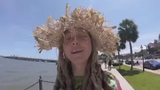 Episode 209 – Pete is a Mast Monkey – Life on a Sailboat Day 114