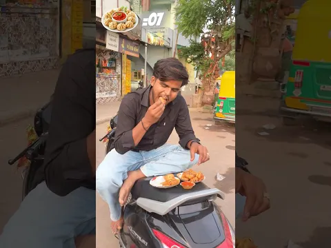 Vadapav or Momo’s ? Pay 200 Rupee’s For Eat Every #momos