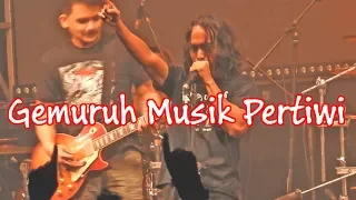 Download KOMUNAL - Gemuruh Musik Pertiwi [Live] @ HIGHOCTANE SUPERFEST 2019 MP3