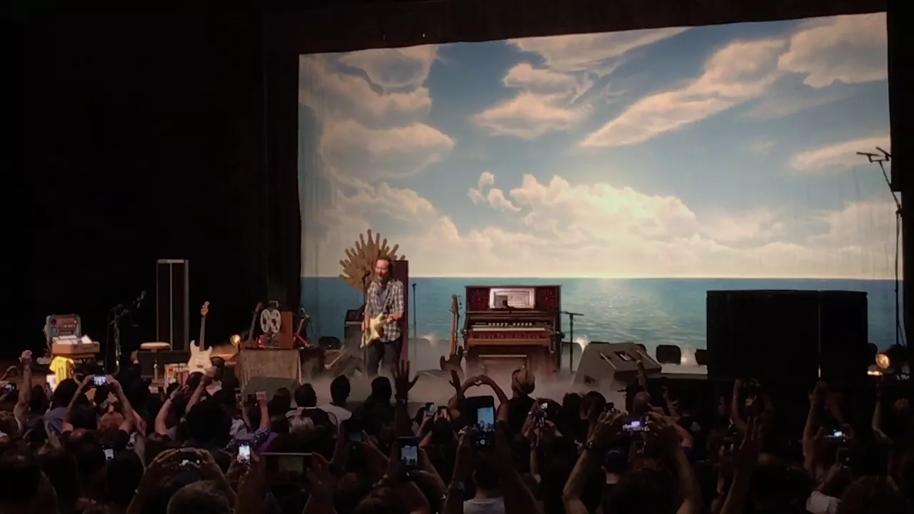 Eddie Vedder - Hard Sun (Indio Cover) live at Citibank Hall - 29.03.18 - São Paulo, SP - Brasil Eddie Vedder - Hard Sun (Indio Cover) live at Citibank Hall - 29.03.18 - São Paulo, SP - Brasil