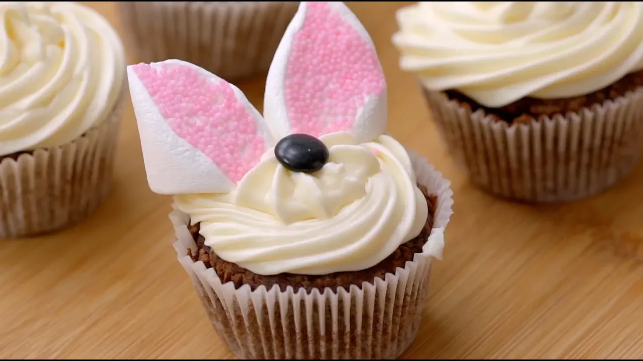 RECEITAS DOCES PARA PÁSCOA: CAKE POP DE COELHO E CUPCAKE RECHEADO L RECEITAS DE PÁSCOA L VIX