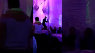 طارق كارثه وابداع الرقص دندنها