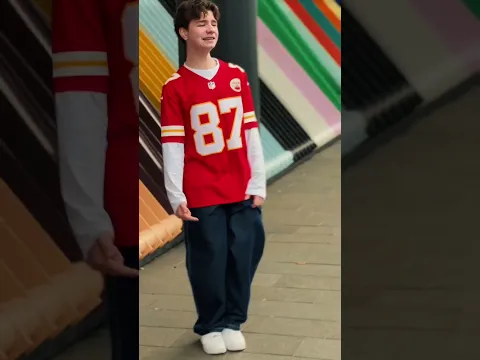 We zoeken het meisje uit de trein! #boys #clip #newsong #shorts