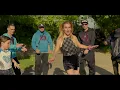 Download Lagu Gipsy Erika ft. Feher Andor - Balhes G - Elhagyom a Hazamat ( cover )