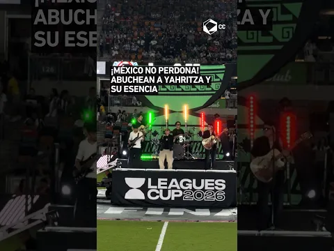 No los perdonan: Abuchean a Yahritza y su Esencia en el partido Monterrey vs. Toluca ⚽🎤