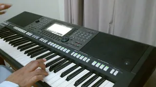 فرقة الأخوه البحرينيه عزف أغنية أشوف الليل 