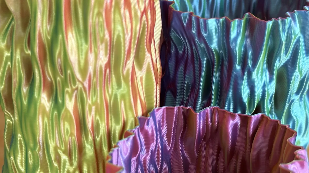 Wrinkled Vases