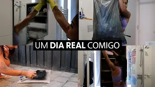 LIMPANDO O PRIMEIRO CÔMODO | Carol Domingos