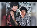 Download Lagu Titiek Sandhora\u0026Muchsin - RELAKAN DAKU PERGI / TAK INGIN BERPISAH (2 SONGS) - music:  Band 4 Nada
