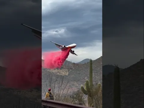 π₯ How Planes Fight Wildfires With Red Fire Retardant! βοΈπ± #Shorts