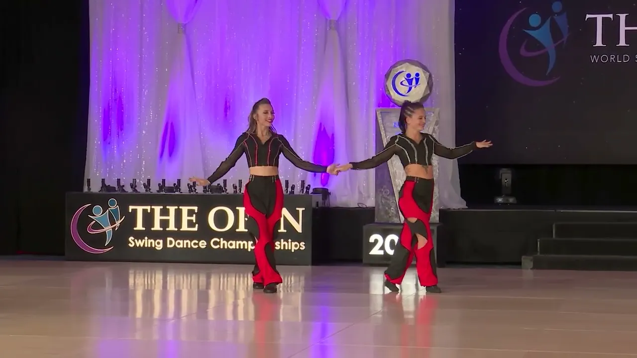 Noelle Hoeppner and Makena Loveland - Pro-Am Open Follower Finalist - The Open 2025