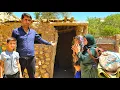 Download Lagu A young man gifted a cottage to a homeless mother and her children.