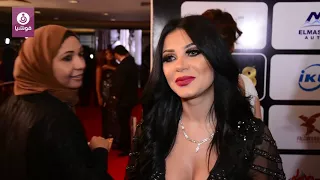 منى ممدوح تكشف لفوشيا سر إطلالتها الجريئة في مهرجان  الفضائيات العربية دندنها