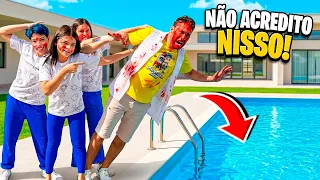 JOGAMOS O PROFESSOR NA PISCINA! *Deu muito ruim!