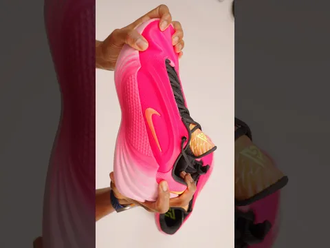 Unboxing: Nike Giannis Freak 8