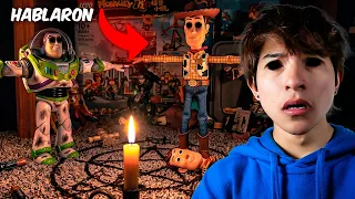 LOS JUGUETES QUE TORTURE SE ESTÁN MOVIENDO EN LA NOCHE