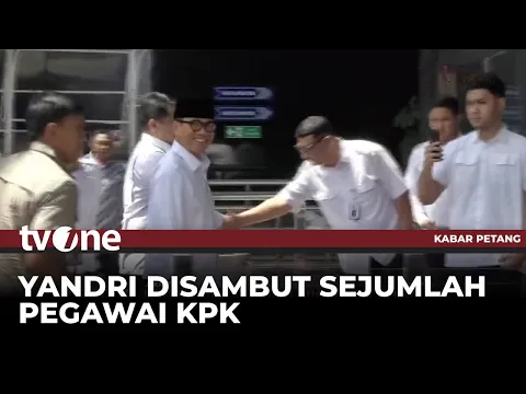 Menteri Desa Yandri Susanto Datangi Gedung KPK