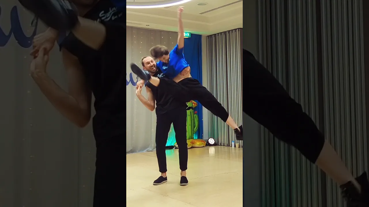 My attempt at High Kicking during an Improv 😂 #dance #dancer