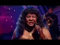 Martha Reeves and the Vandellas - Nowhere To Run (Jools Annual Hootenanny 2008) HD 720p