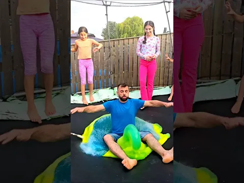 بالون الماء العملاق 😲🎈بابا ✅️😆عائلة ليان