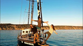 Australia LIVE Update from Boat Show, Telling season 1 juicy SECRETS ⛵️