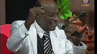 شاهد الفنان محمد الامين يغني امام الفنان محمد وردي جننو الغنا زاتو 