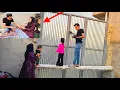 Download Lagu Returning Faezeh's earrings to her sister + painting the yard door