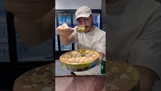 كيكة هبة دبي من بلبن Restaurant اكسبلور مطاعم الرياض 