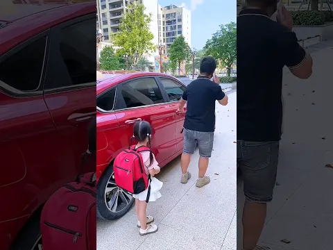 ¡El dinero de papá hizo feliz a la hija! 😂#shorts
