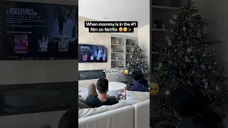 Mommy MeetMeNextChristmas Netflix Pentatonix ChristmasMovies Netflix 