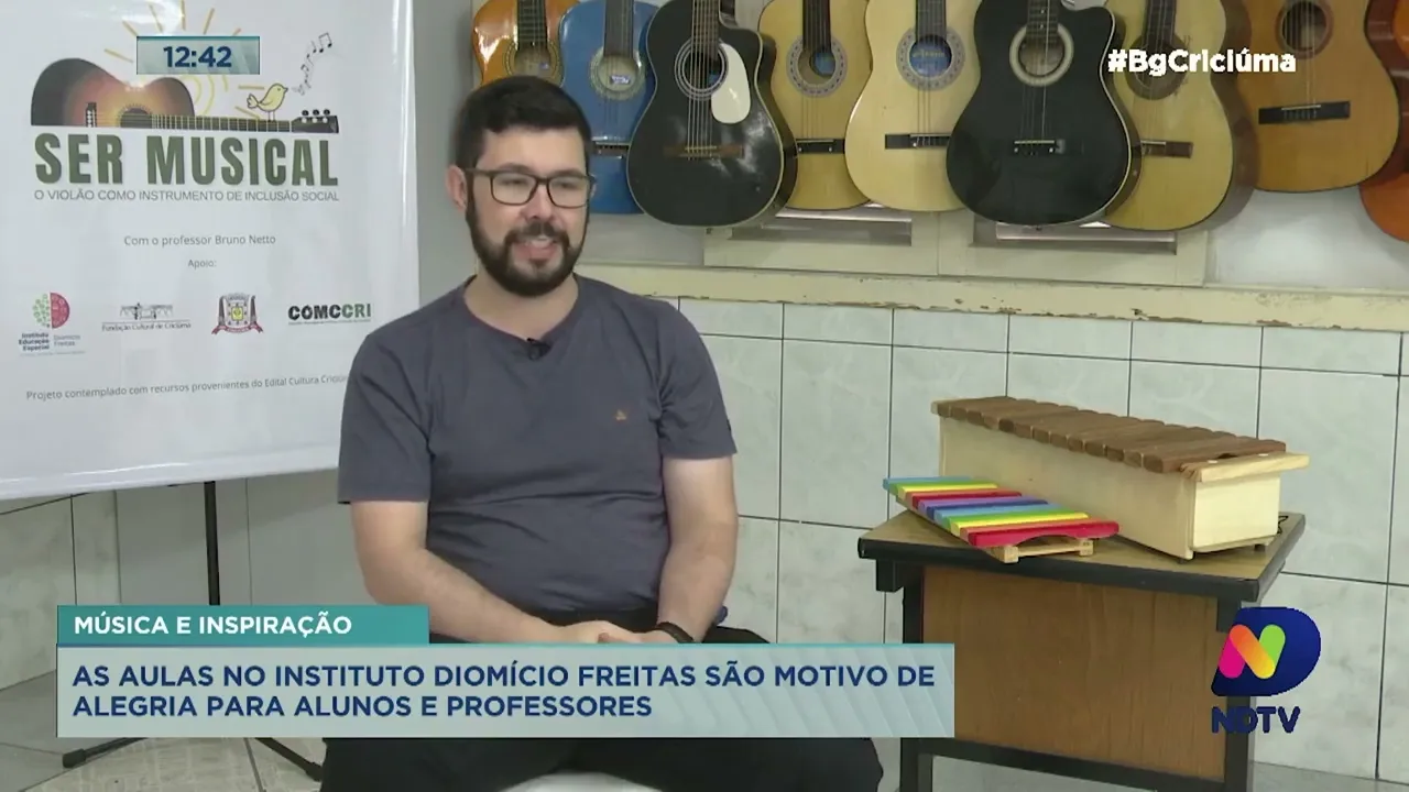 Aulas de música impactam dia a dia de jovens com deficiência intelectual