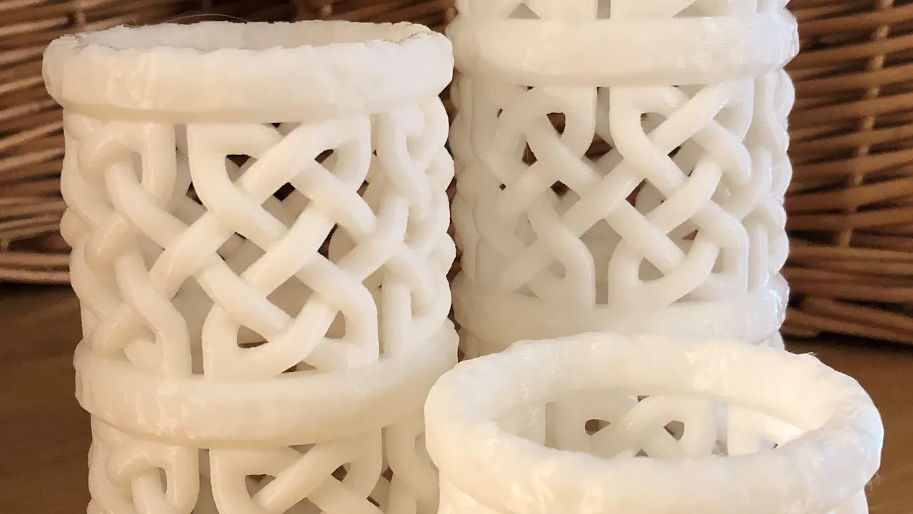 Cylindrical Celtic Knot Vase (Double Panel)
