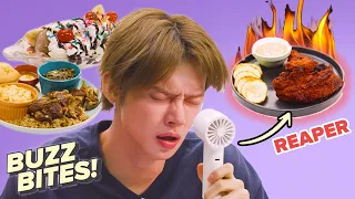 YEONJUN Tries American Foods For The First Time | Buzz Bites 