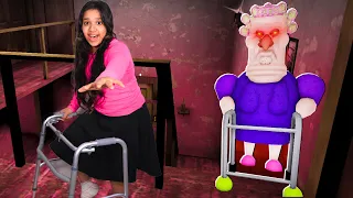شفا خافت من جراني الغاضبة Escape Grumpy Granny 
